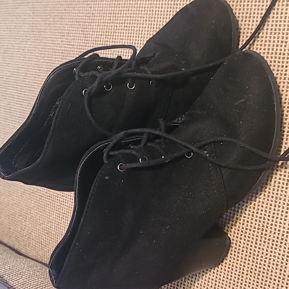 YNot booties